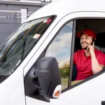 Factores que influyen en el alquiler de furgoneta con conductor o sin conductor.